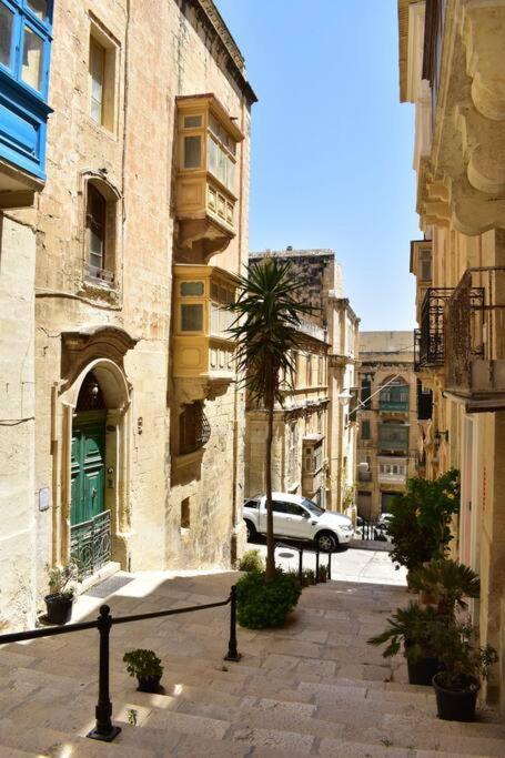 City Centre Pied-A-Terre Near Food Market And Walking Distance To Bus Terminus Valeta Exterior foto